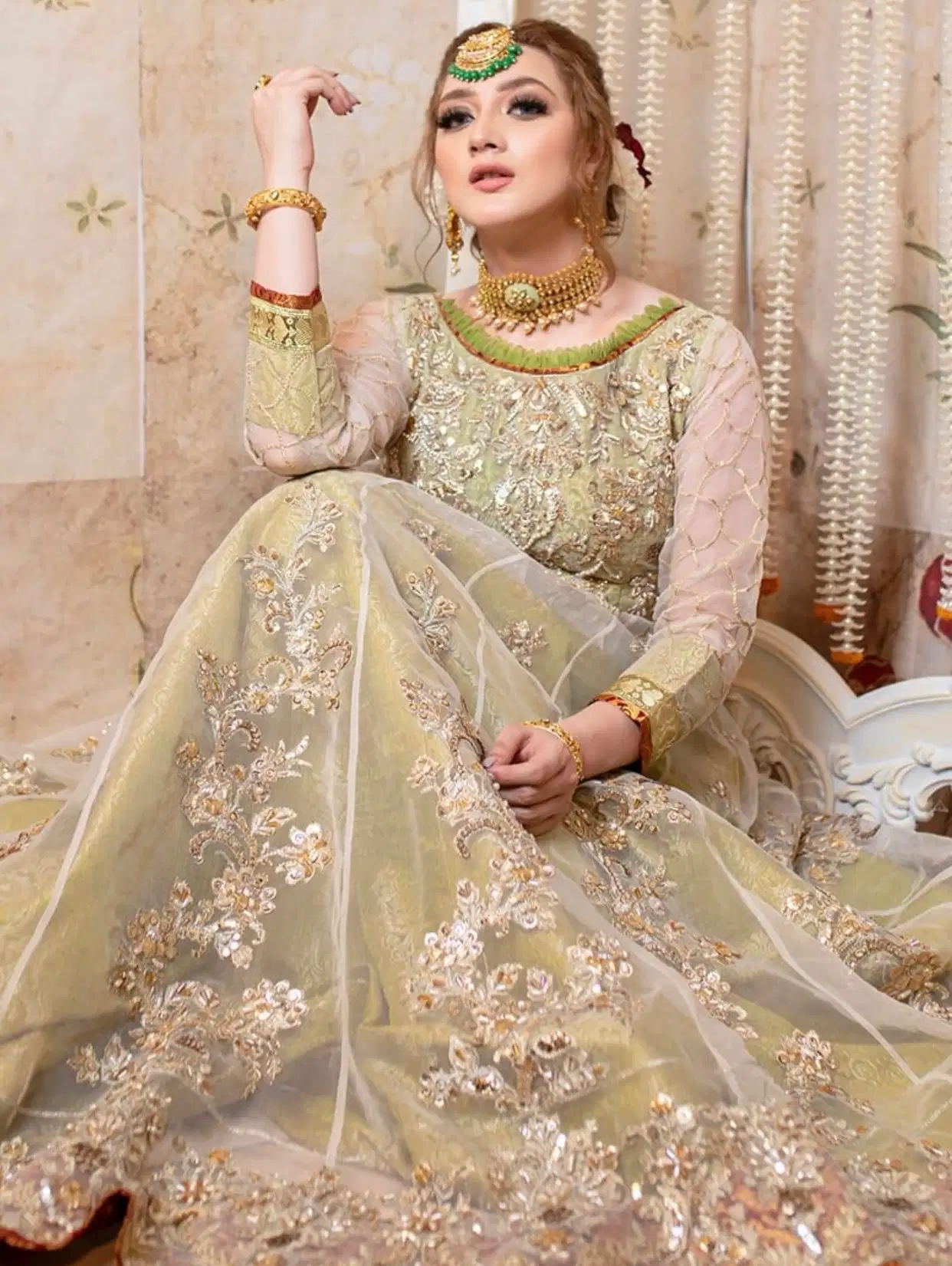 Hira Gillani