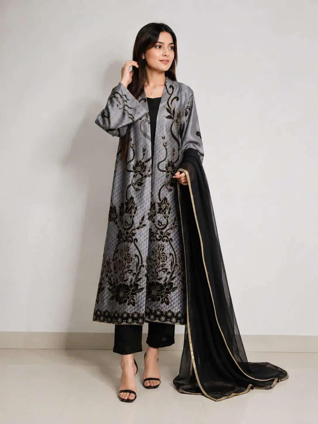 Open-front long printed Gown